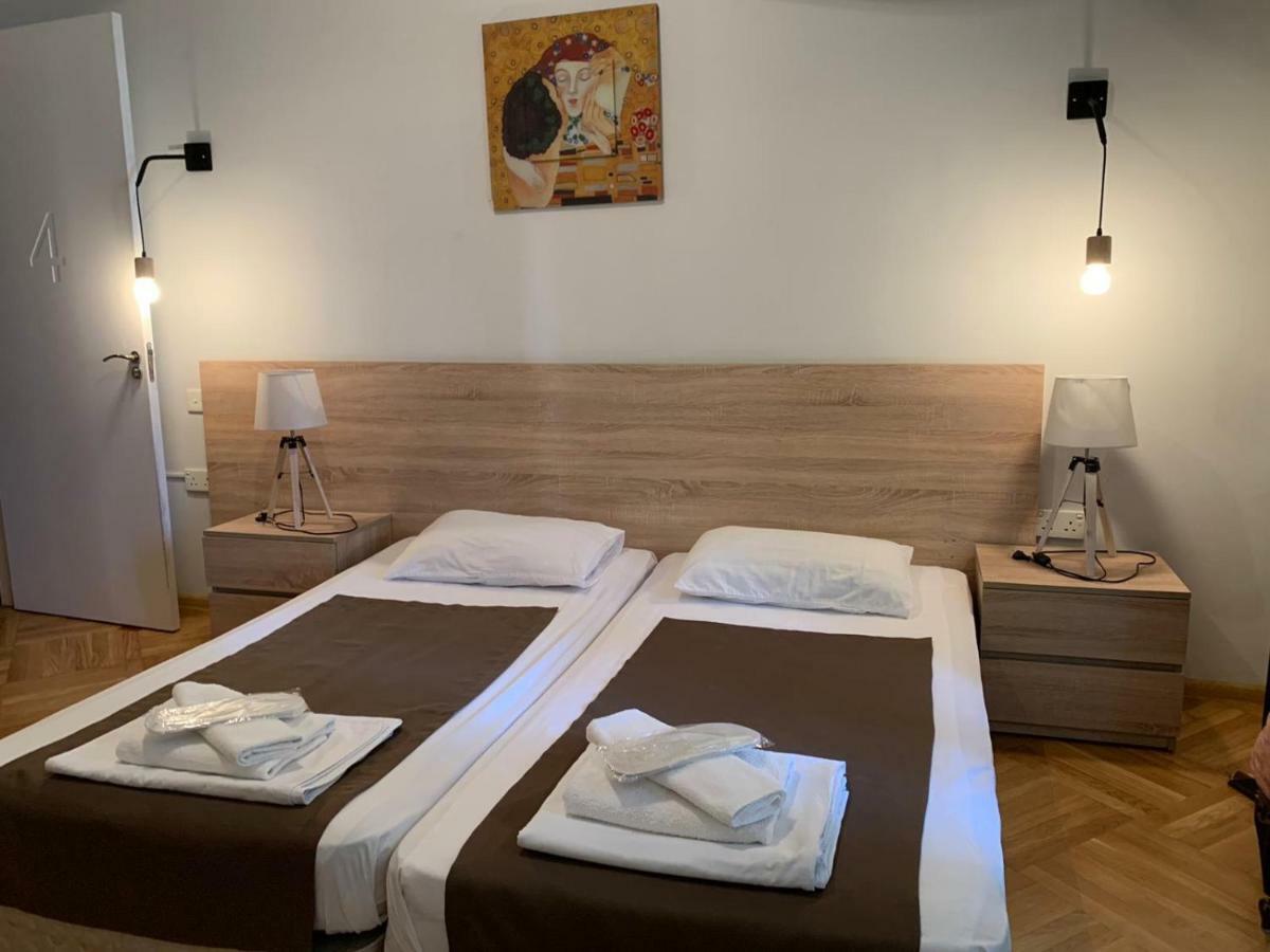 Piccolo Hotel Vake Tbiliszi Kültér fotó